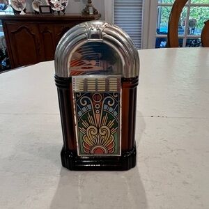 Vintage Avon Wild Country After Shave in Amber glass juke box bottle. NWOT!